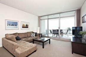 The Penthouse with Views